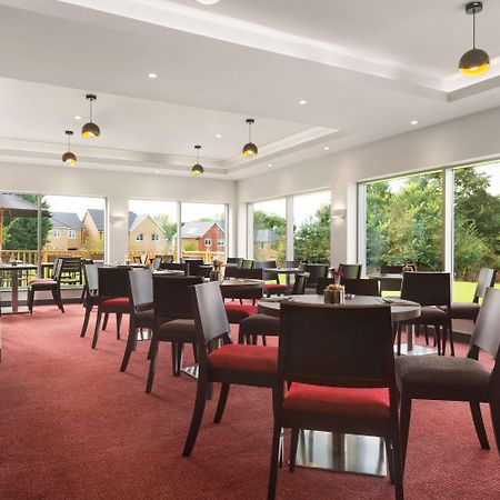 Hotel Ramada Milton Keynes Exteriér fotografie