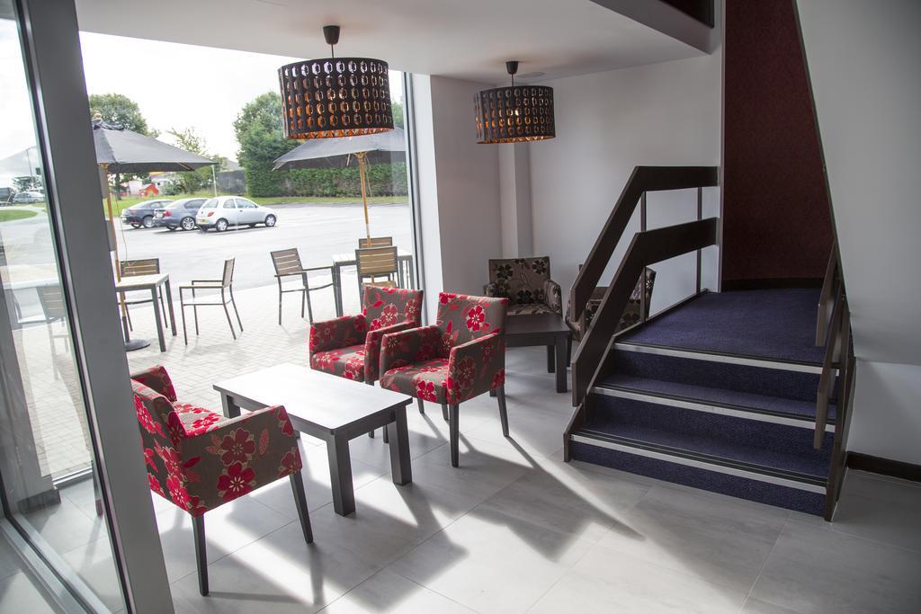 Hotel Ramada Milton Keynes Exteriér fotografie
