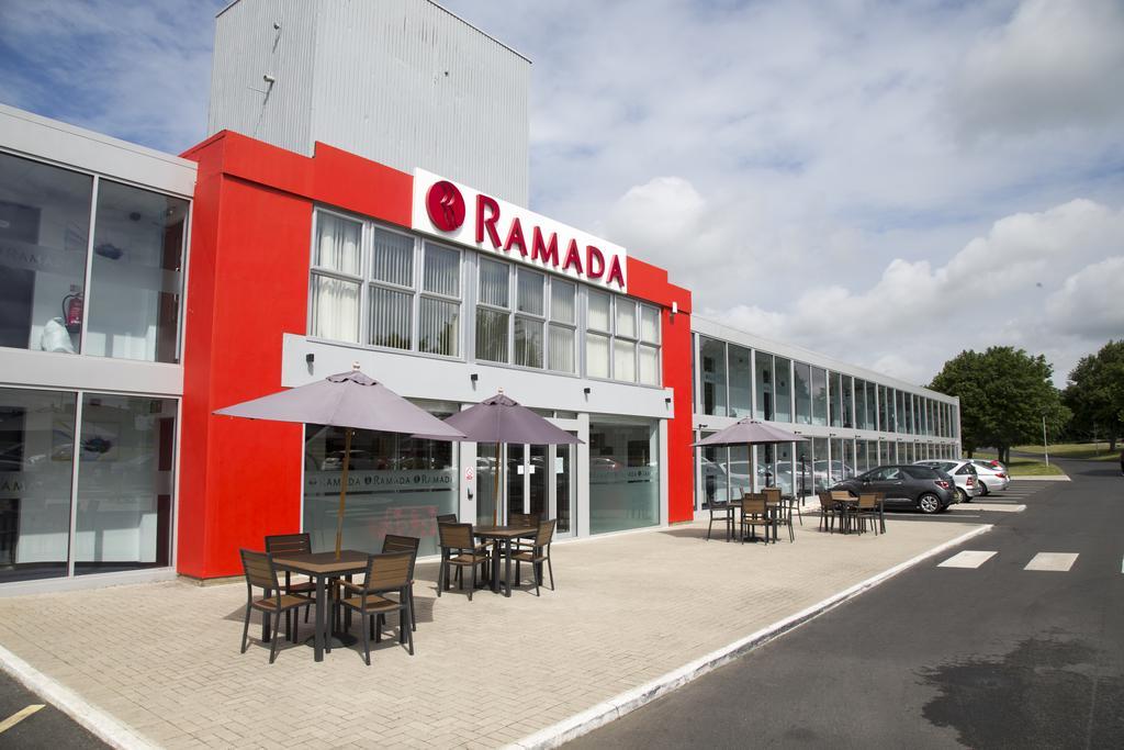 Hotel Ramada Milton Keynes Exteriér fotografie