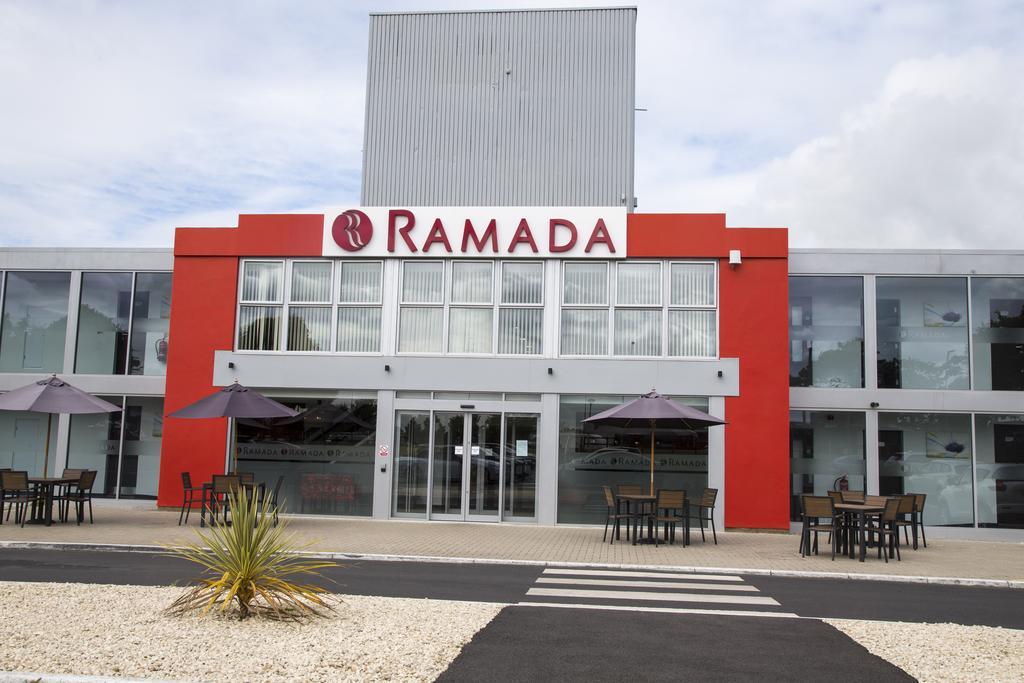 Hotel Ramada Milton Keynes Exteriér fotografie