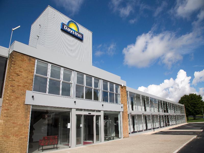 Hotel Ramada Milton Keynes Exteriér fotografie