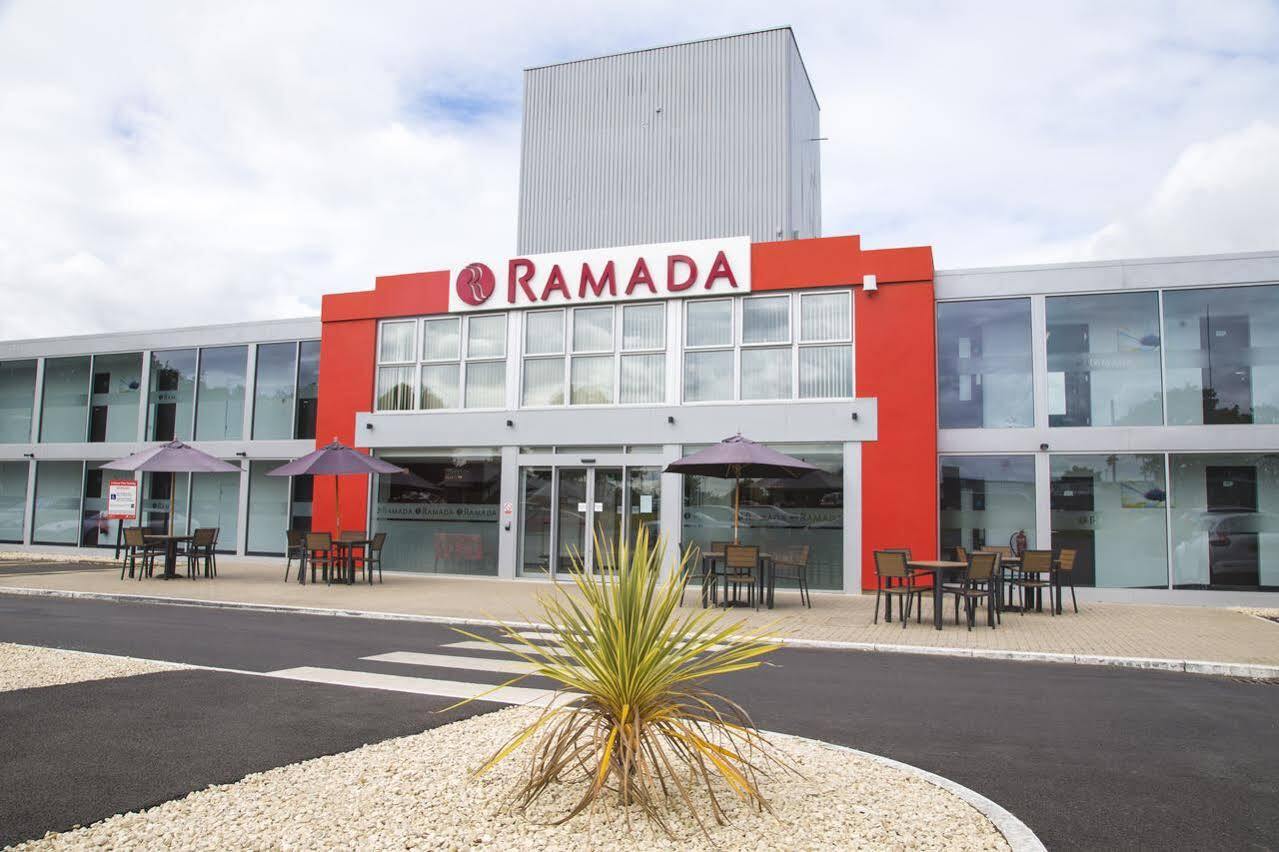 Hotel Ramada Milton Keynes Exteriér fotografie